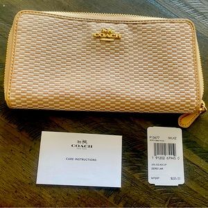 Coach wallet